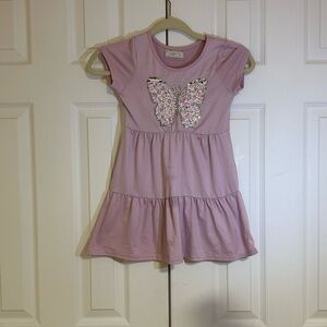 Cute casual dress! For 6 year olds. Very cute.